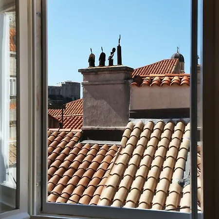 Apartment Locus